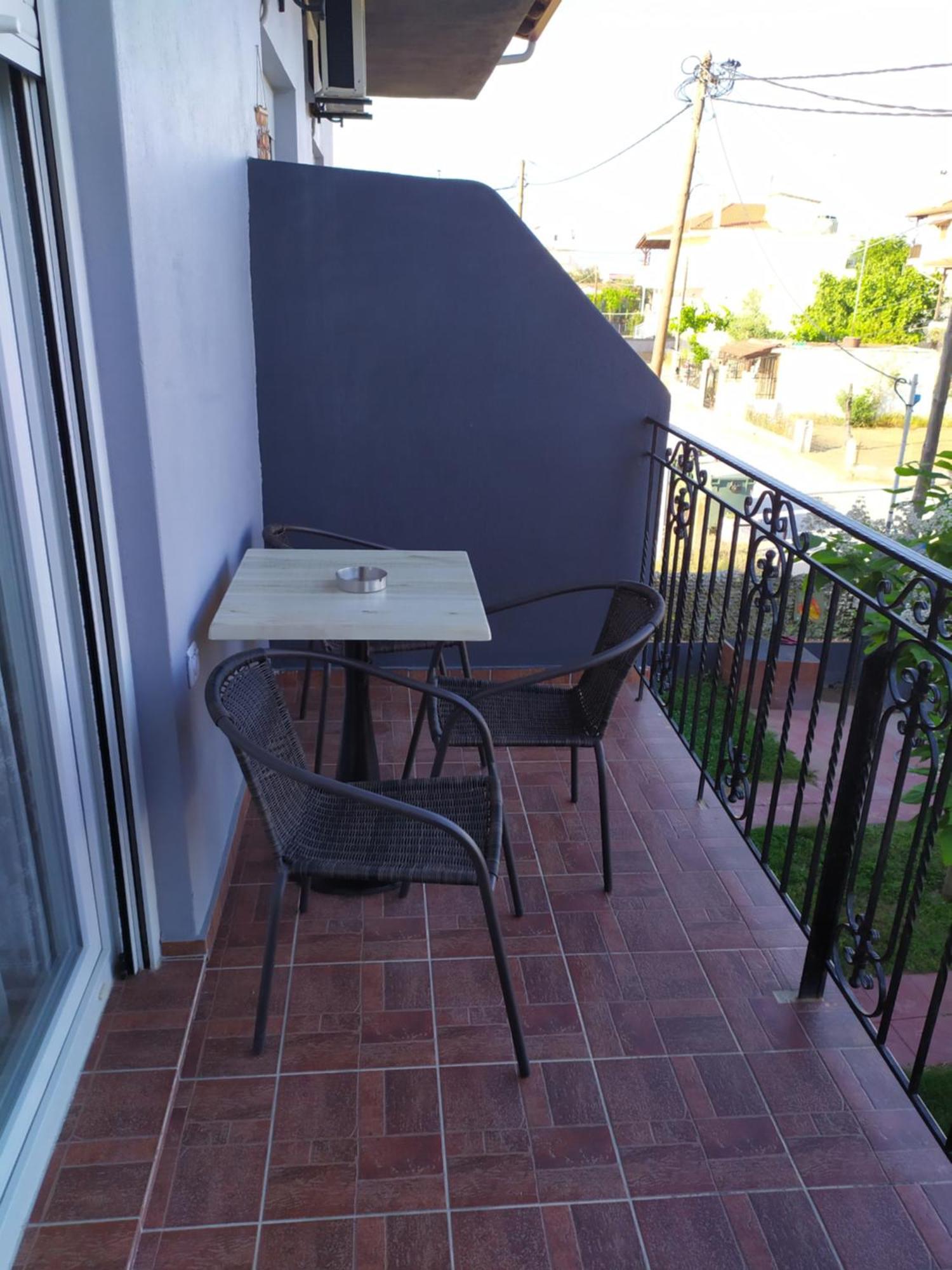 Noufara Apartments Néa Meságkala Rom bilde