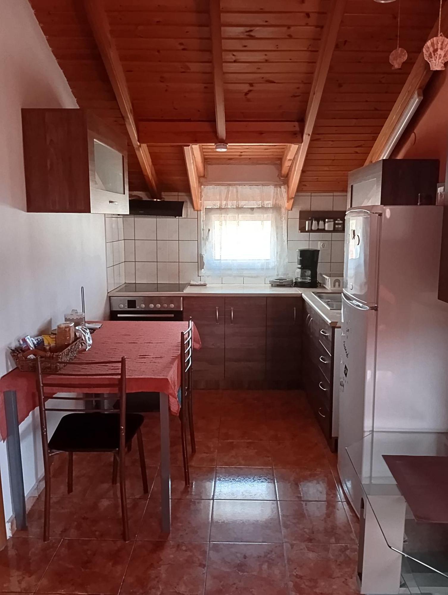 Noufara Apartments Néa Meságkala Eksteriør bilde