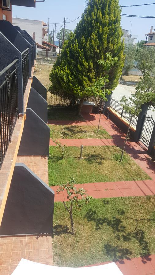 Noufara Apartments Néa Meságkala Eksteriør bilde